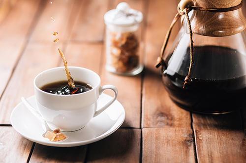 国产纯黑咖啡评测视频在线播放,口感醇厚，品质卓越，在线播放体验分享