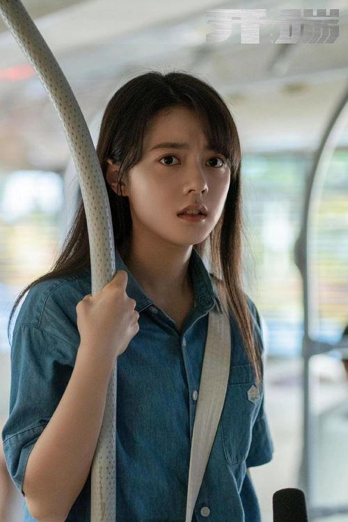 陈美玲国产大片在线播放,在线播放，激情燃烧的岁月